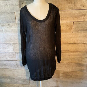 Aritzia ‎ T. Babaton women’s black oversized linen sweater in size XXS